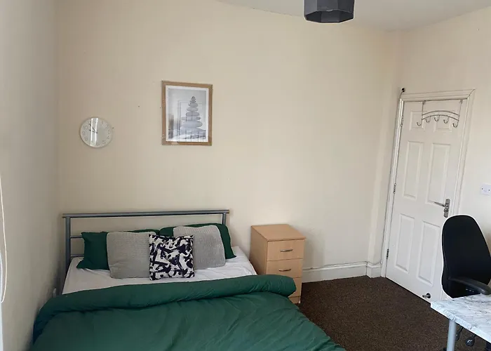Double Room In Cv1 With En-Suite Bathroom